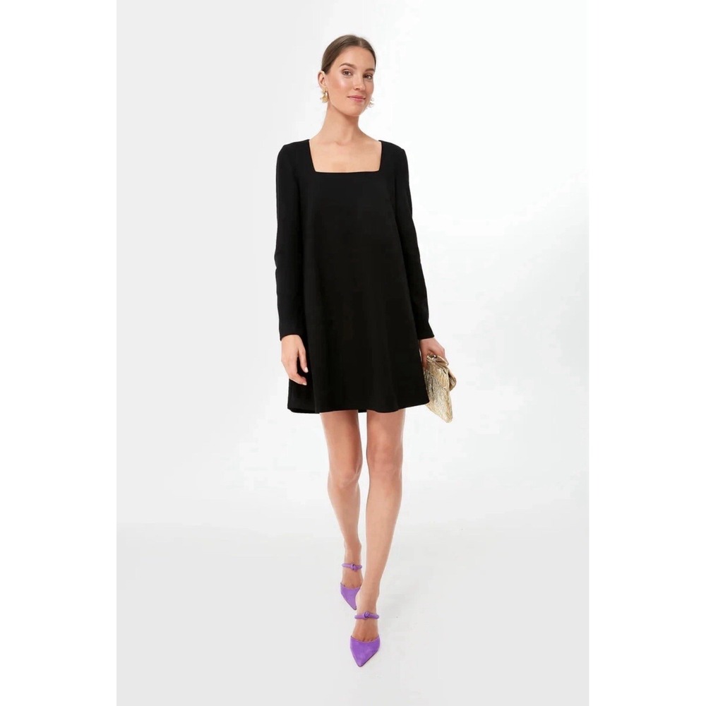 TUCKERNUCK Middleton Square Neck Ponte Mini Dress Size M Minimalist Classic